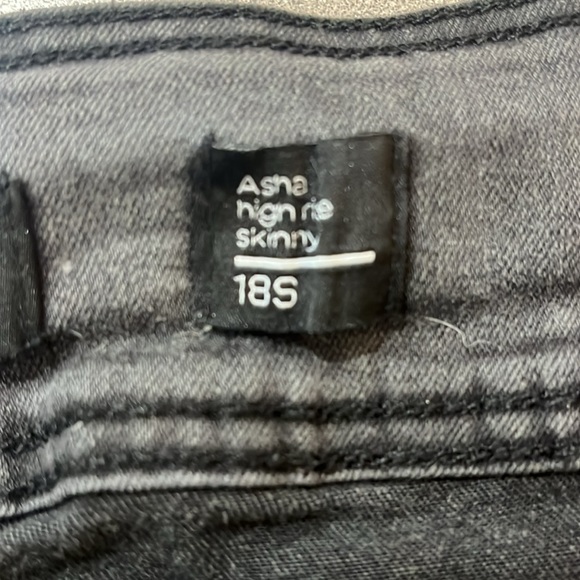 Black denim deconstructed skinny jeans - Picture 4 of 6